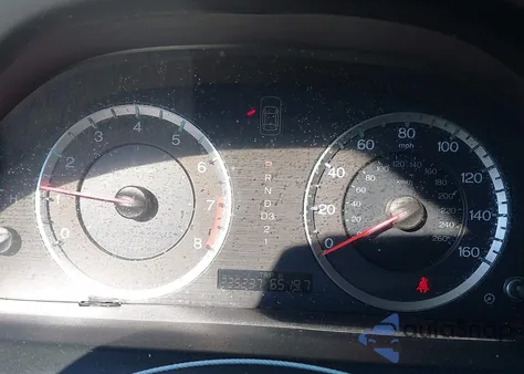 2008 Honda Accord 2.4 Lx-P z USA, uszkodzony, nr VIN 1HGCP264X8A102895